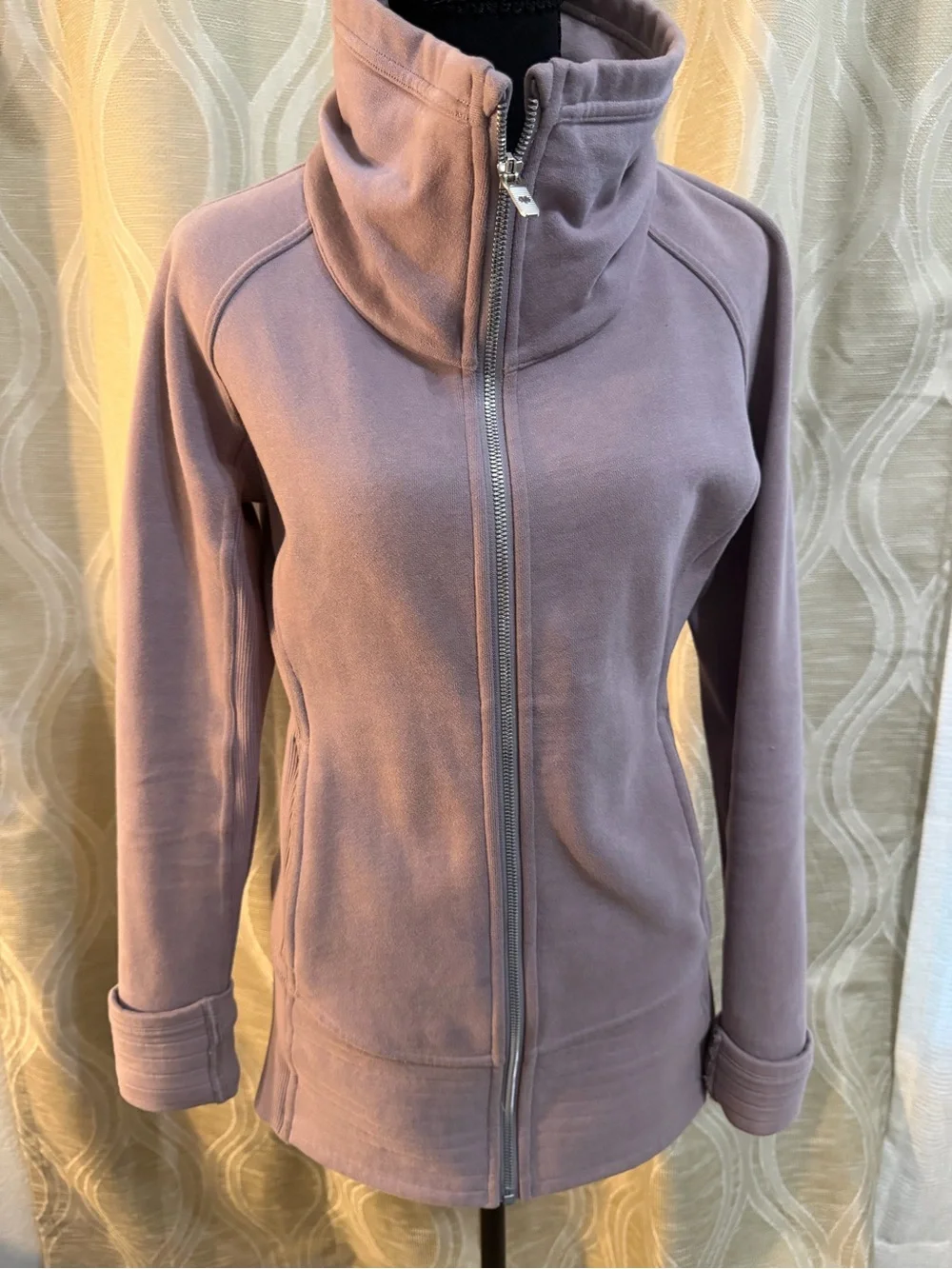 Lululemon Women's Zip-Front Fleece Jacket - Dusty Mauve